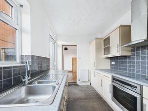 Photo 14- click for photo gallery